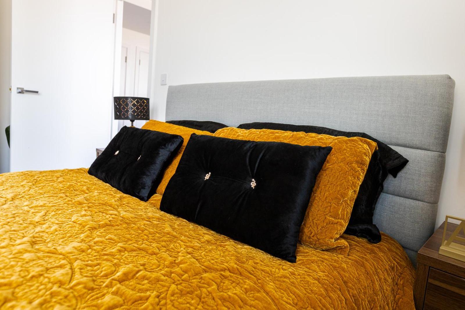 Luxury Near Canary Wharf With Stunning Views Apartment
