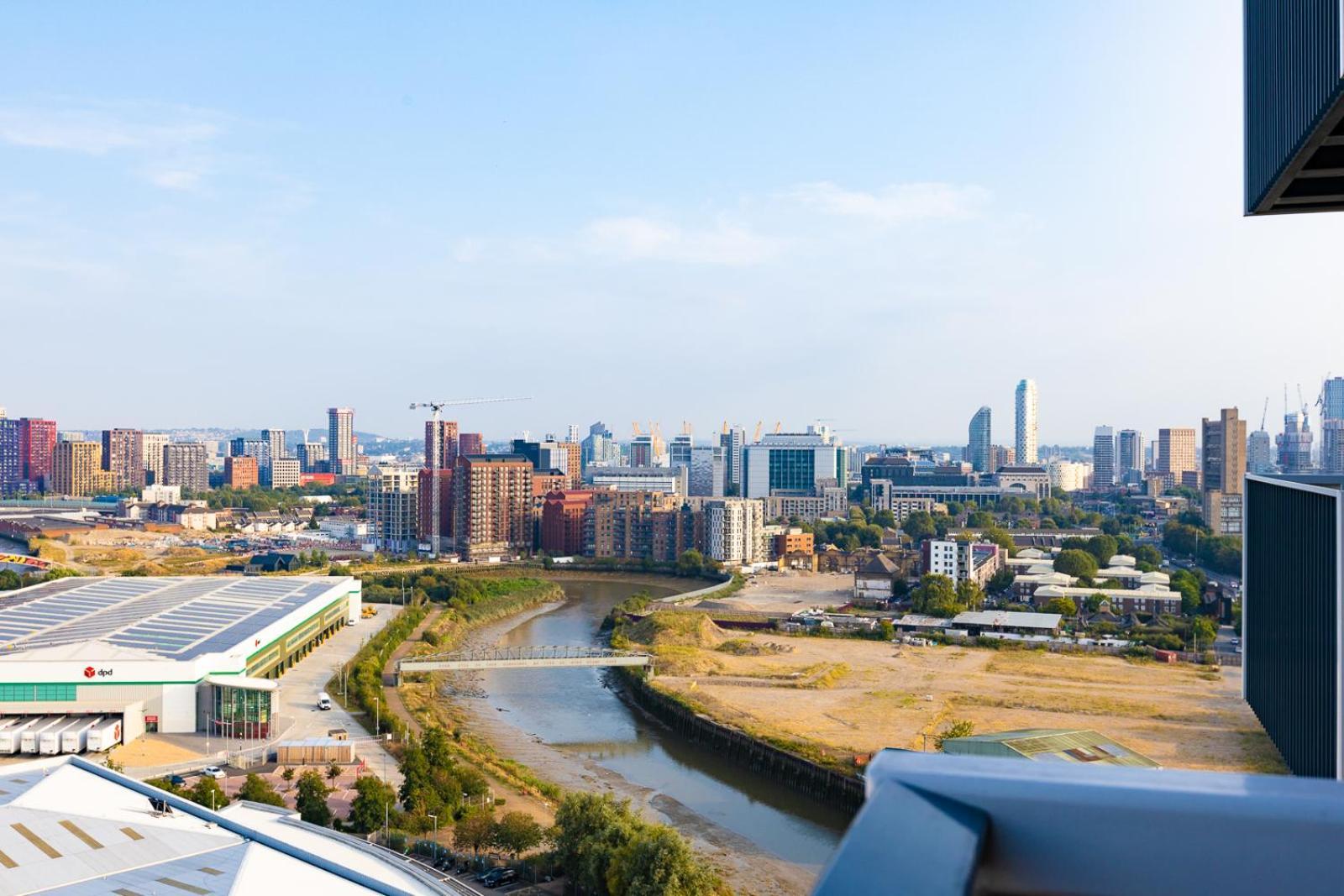 Apartment Luxury Near Canary Wharf With Stunning Views