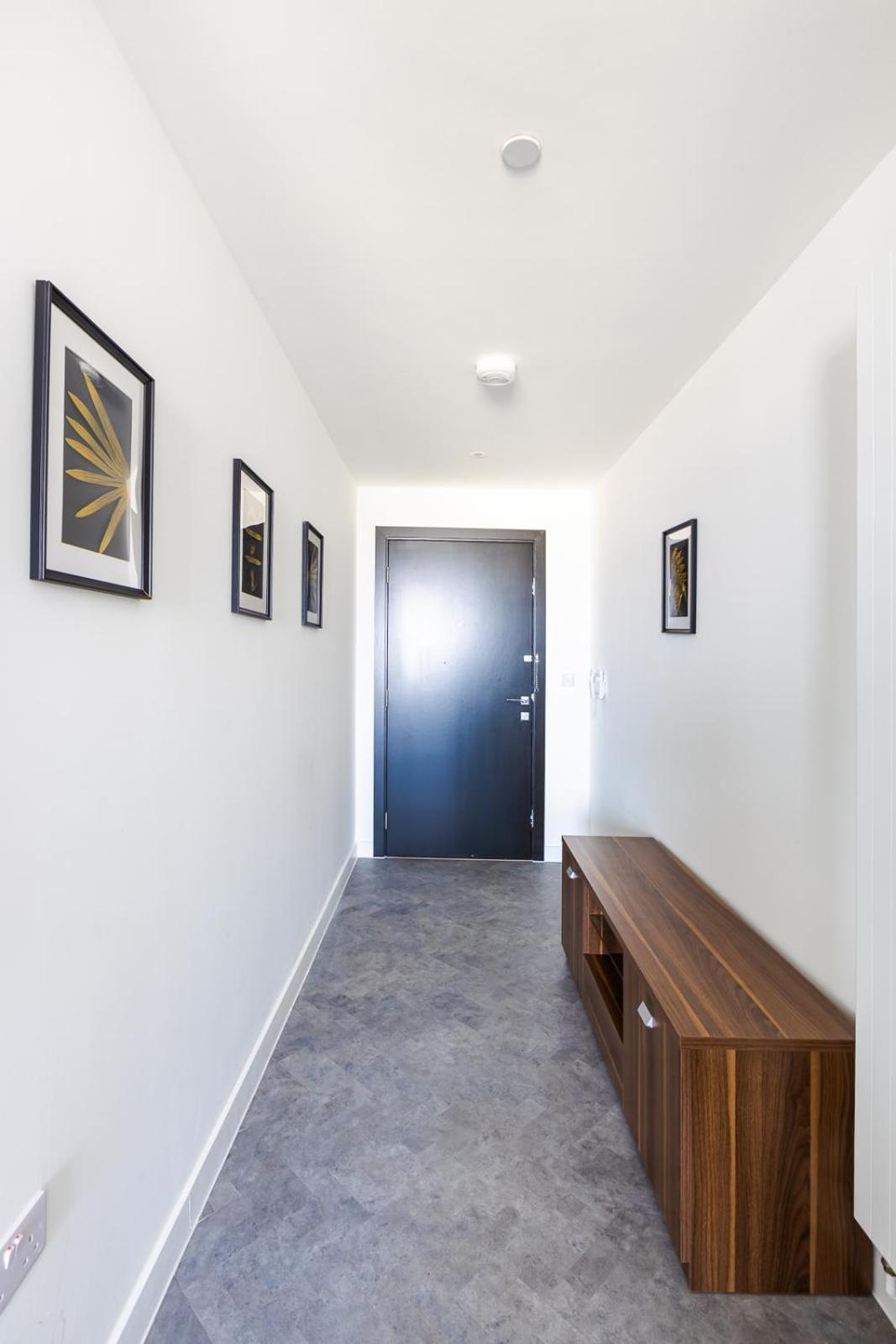 Apartment Luxury Near Canary Wharf With Stunning Views